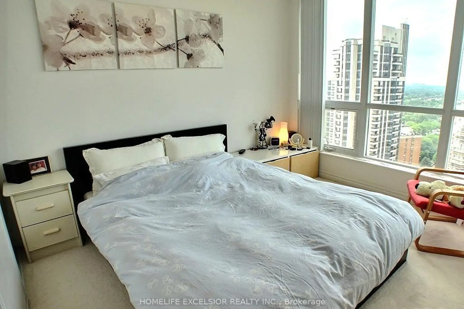 60 Byng Avenue 2401