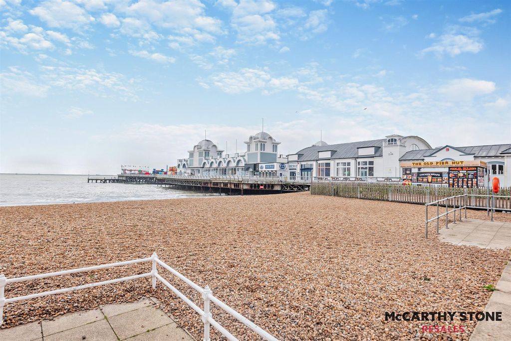 Additional image 9 of 1 bed flat for saleSouth Parade, Southsea, Hampshire PO4