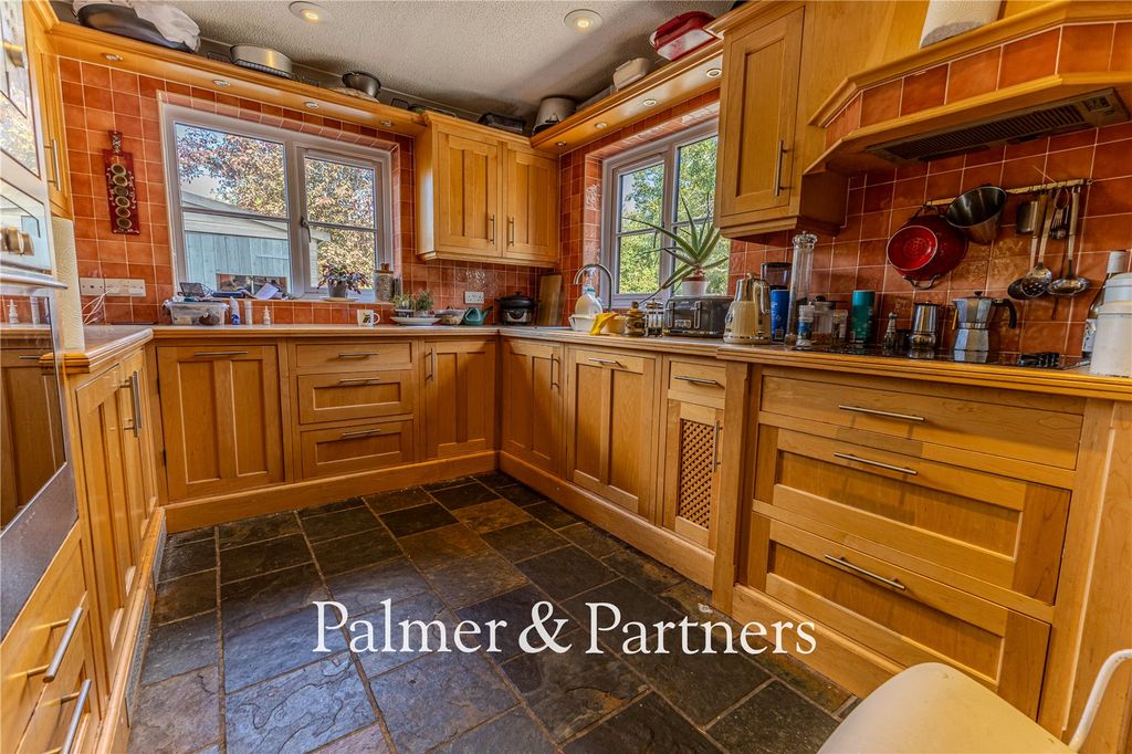 Additional image 3 of 4 bed detached house for saleIpswich Road, Woodbridge, Suffolk IP12