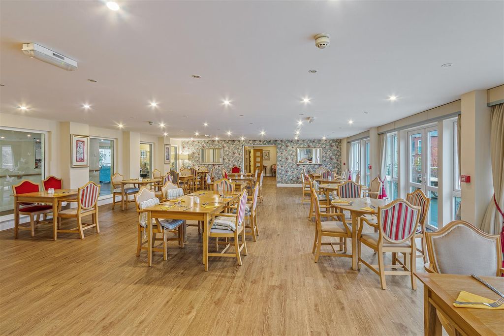 Additional image 27 of 2 bed flat for saleSomers Brook Court, Newport, Isle Of Wight PO30