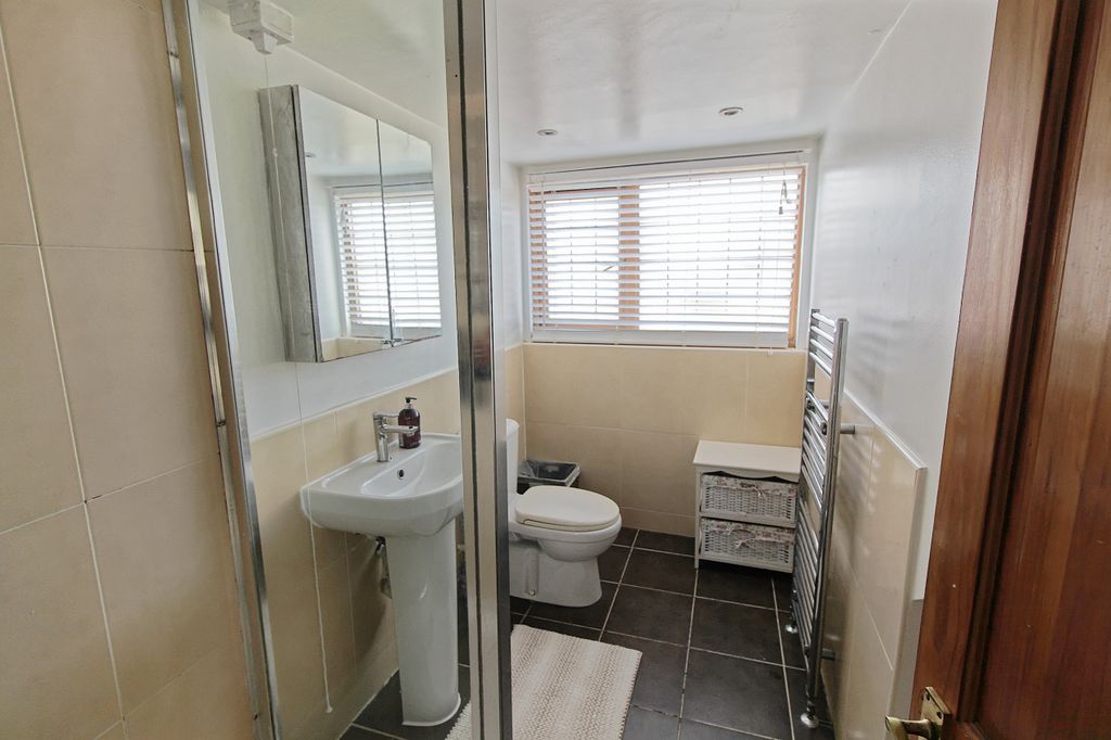 Additional image 16 of 3 bed detached bungalow for saleNew Zealand Lane, Queniborough, Leicester LE7