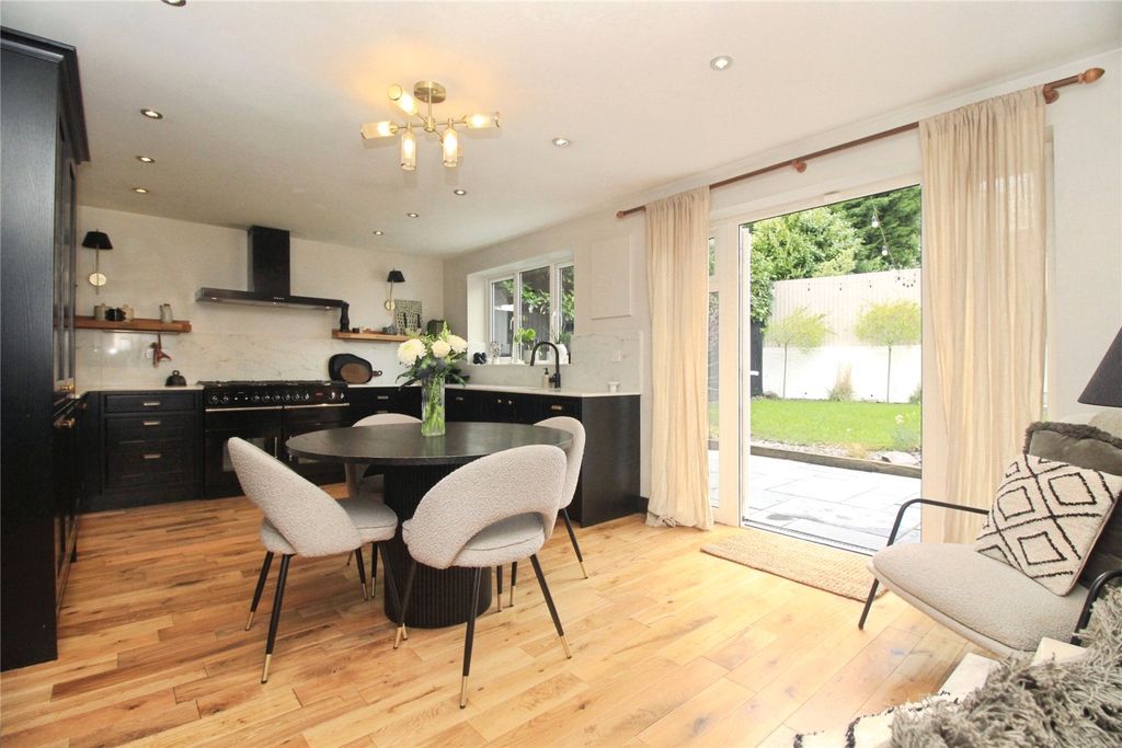 Additional image 3 of 4 bed detached house for saleFrezenberg Close, Burbage, Hinckley, Leicestershire LE10