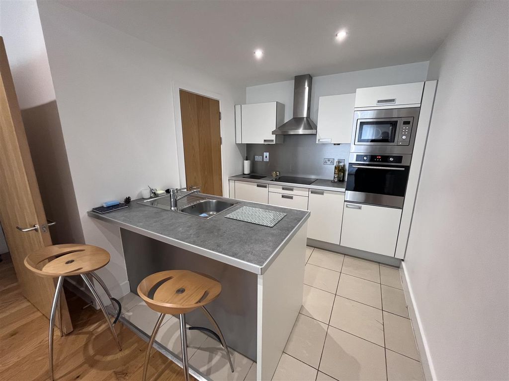 Additional image 2 of 1 bed flat for saleBank Place, Green Lane, Wilmslow SK9