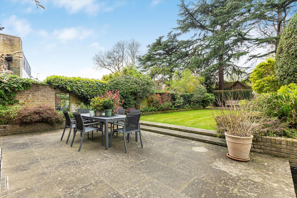 Additional image 2 of 6 bed detached house for saleDenbigh Gardens, Richmond, Surrey TW10