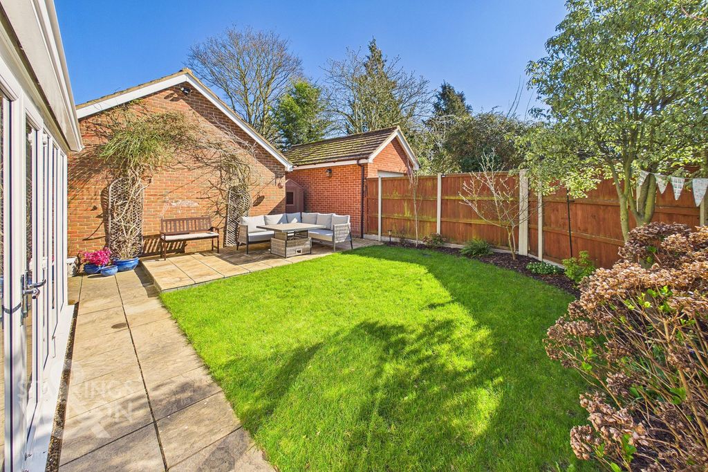 Additional image 6 of 4 bed link detached house for salePetunia Court, Wymondham NR18