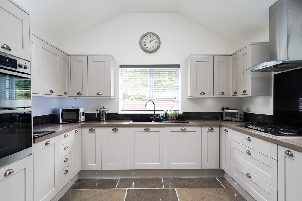 Additional image 7 of 3 bed semi-detached house for saleBroom Leys Road, Coalville, Leicester, Leicestershire LE67