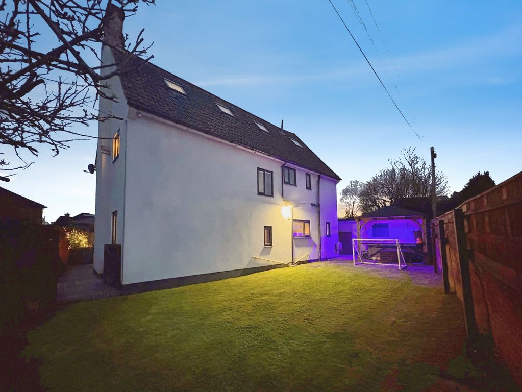 Additional image 39 of 6 bed detached house for saleSwallowcliffe Gardens, Yeovil BA20