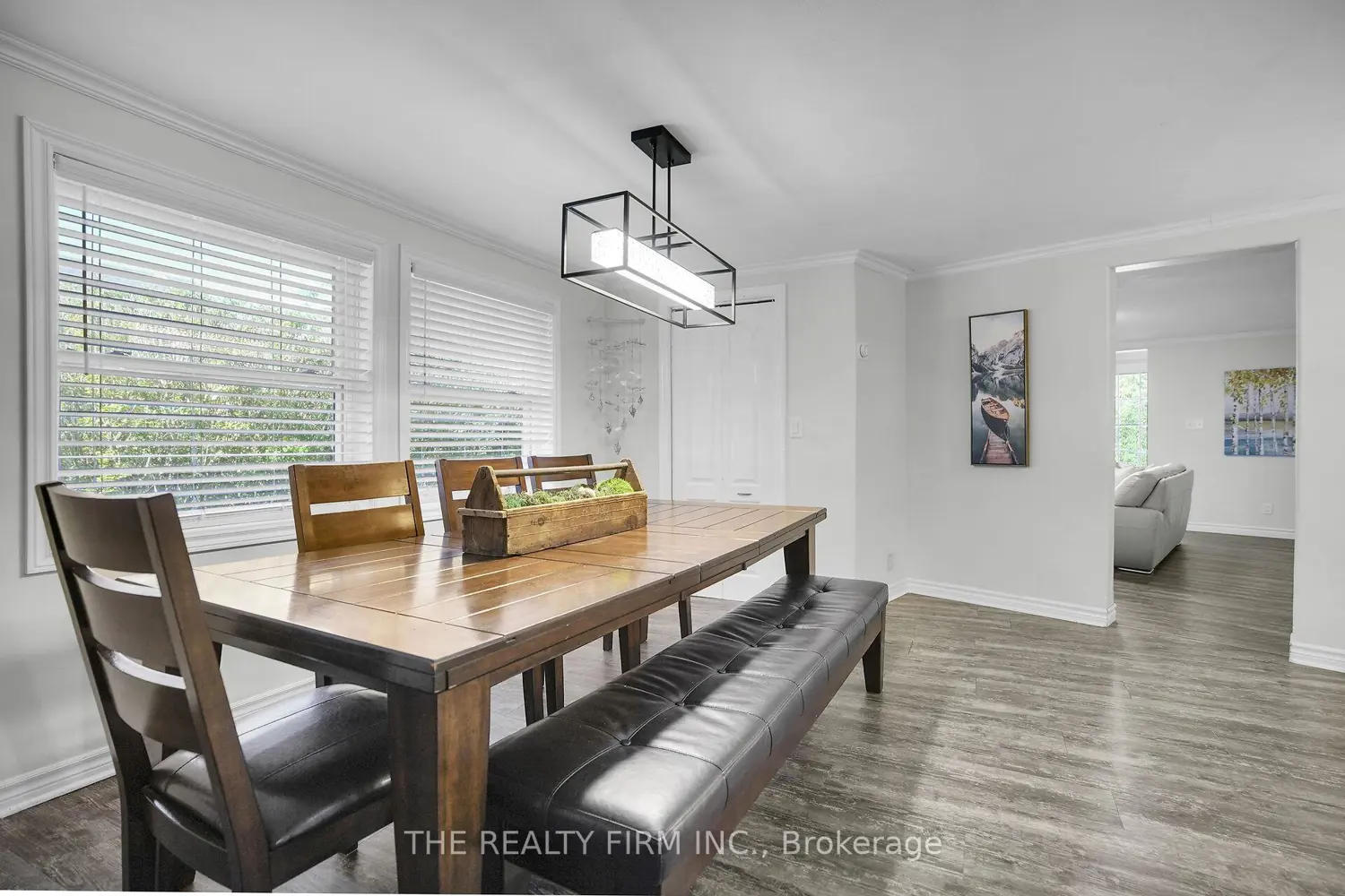 3692 Beverly Glen photo 4