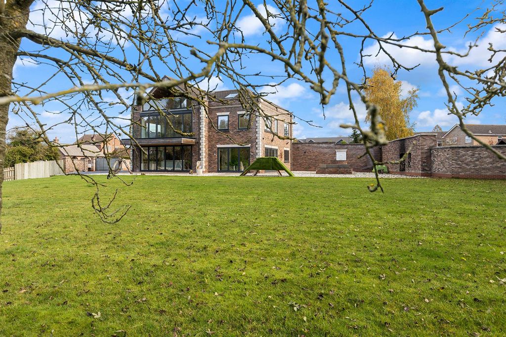 Additional image 43 of 5 bed detached house for saleThe Village, Earswick, York YO32