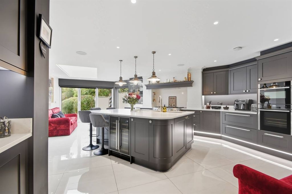 Additional image 4 of 6 bed detached house for saleChestfield Road, Chestfield, Whitstable CT5