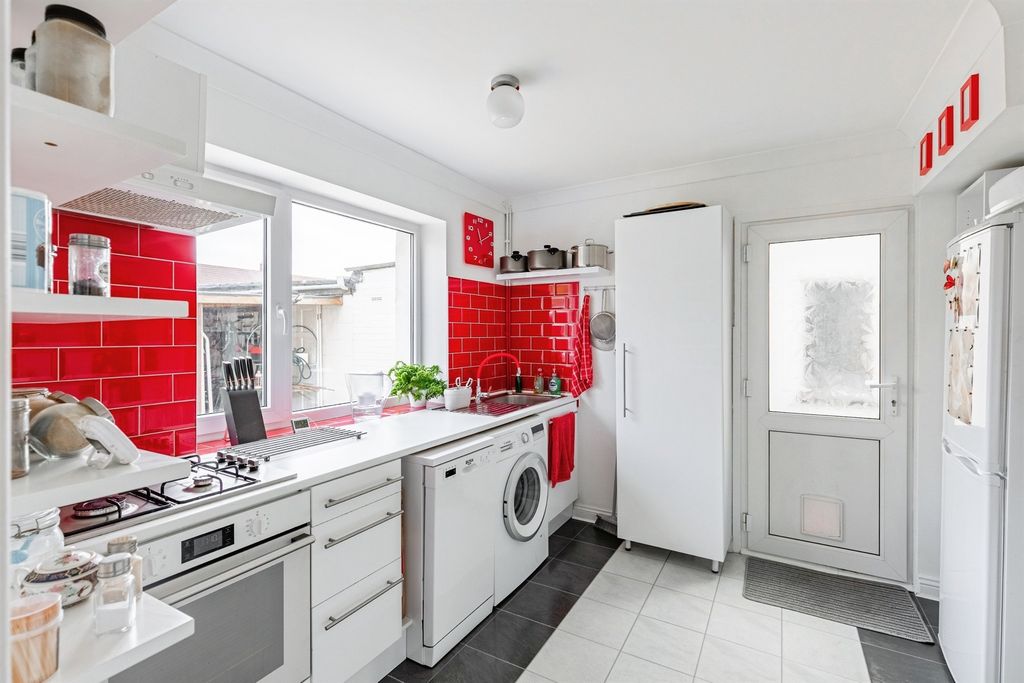 Additional image 5 of 3 bed end terrace house for saleChelveston Drive, Corby NN17