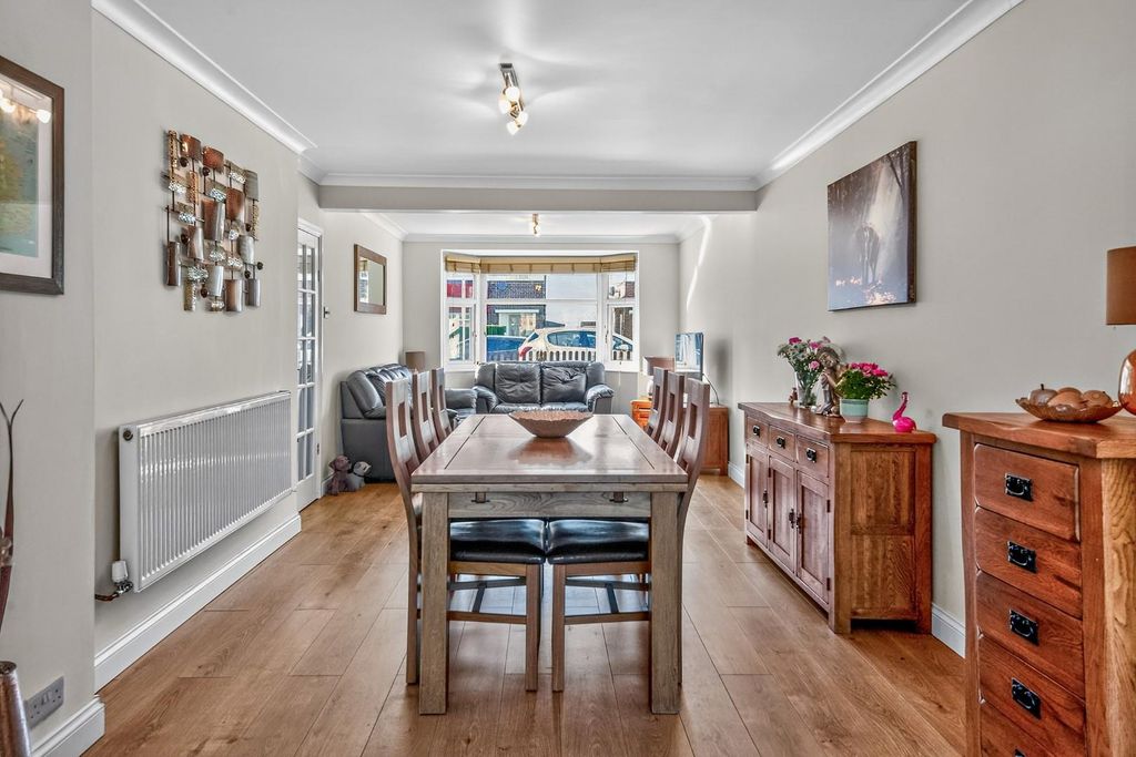 Additional image 10 of 3 bed semi-detached house for saleWindsor Drive, Ashford TW15