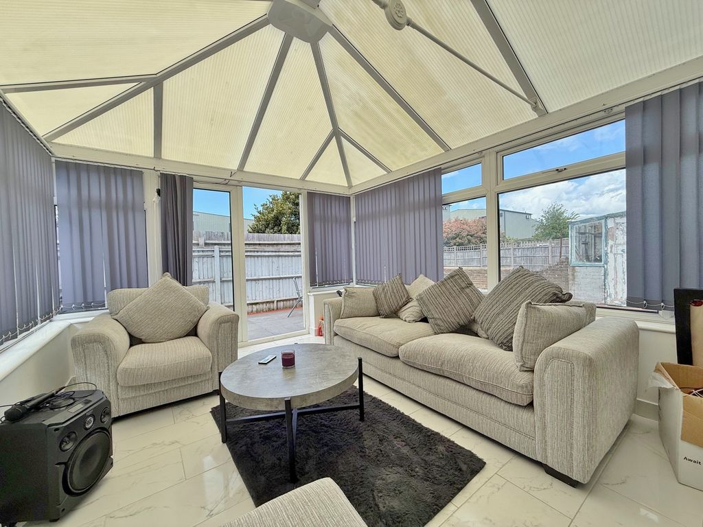 Additional image 19 of 3 bed detached house for saleLealand Road, Drayton, Portsmouth PO6