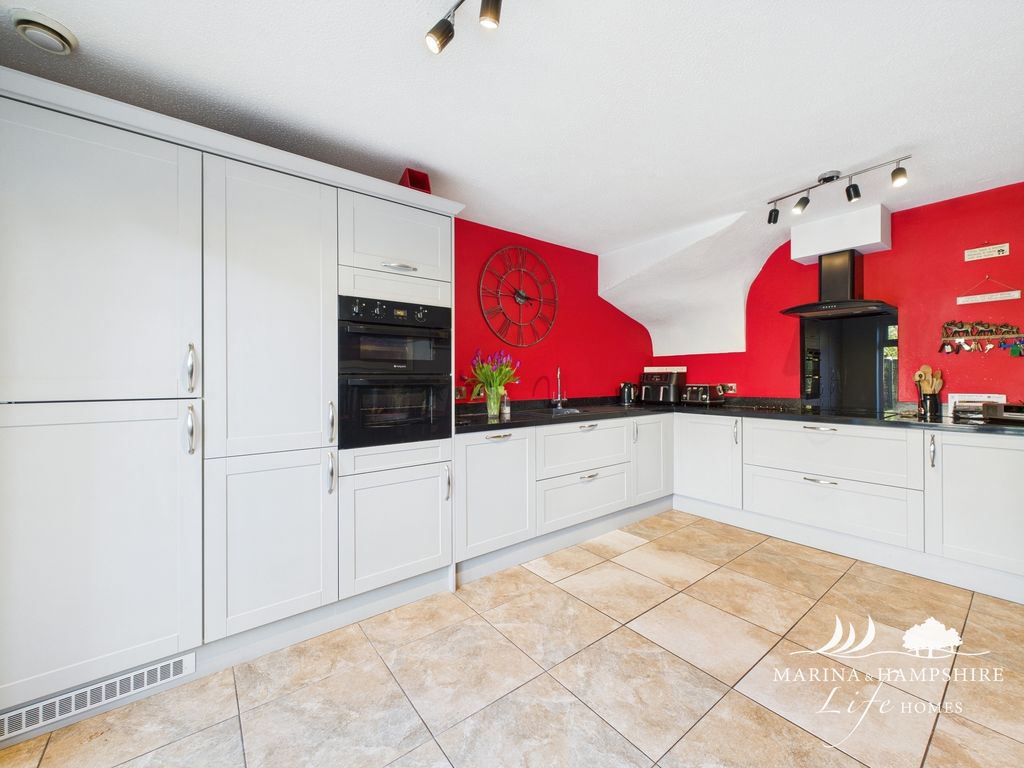Additional image 3 of 3 bed town house for saleCarne Place, Port Solent PO6