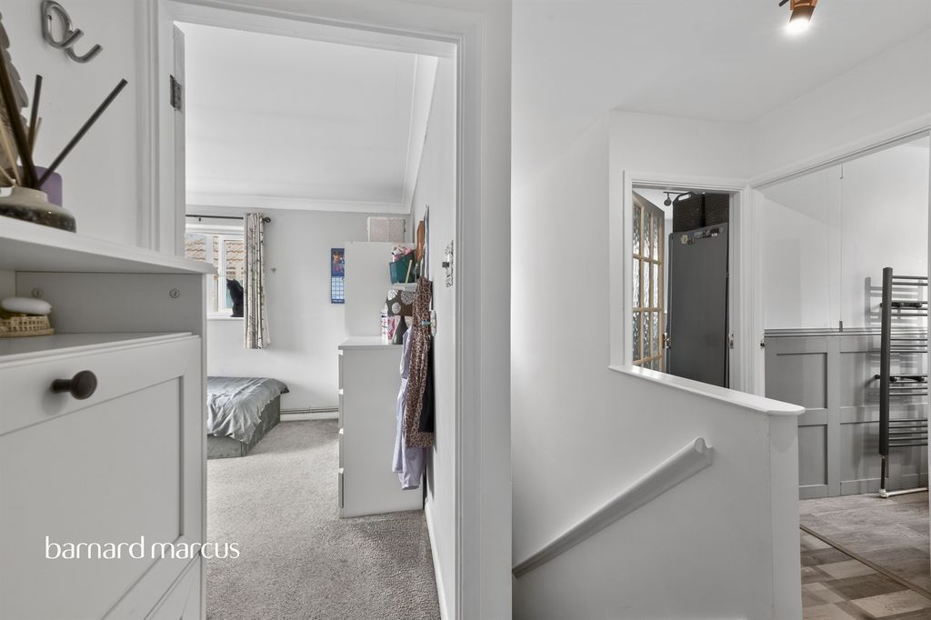 Additional image 13 of 2 bed maisonette for saleArdrossan Gardens, Worcester Park KT4