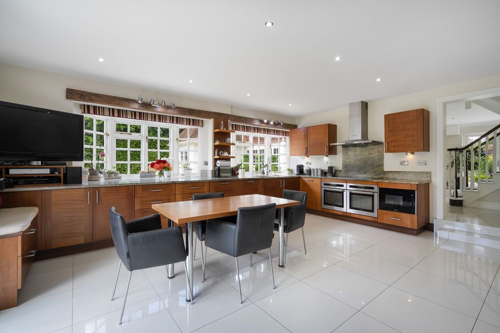 Additional image 3 of 4 bed detached house for saleNew Road, Windlesham GU20