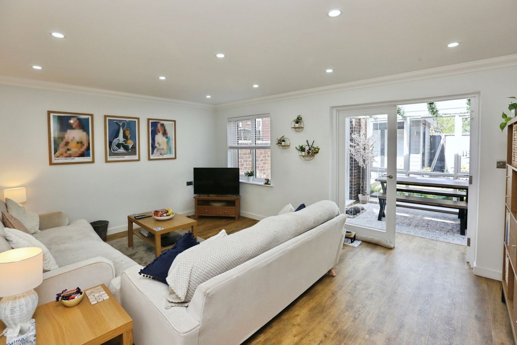 Additional image 4 of 4 bed end terrace house for saleAlexandra Road, Southampton, Hampshire SO15