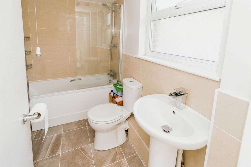 Additional image 8 of 3 bed semi-detached house for saleSwift Road, Southampton SO19
