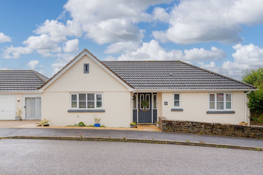 3 bed detached bungalow for saleWestcots Drive, Winkleigh EX19