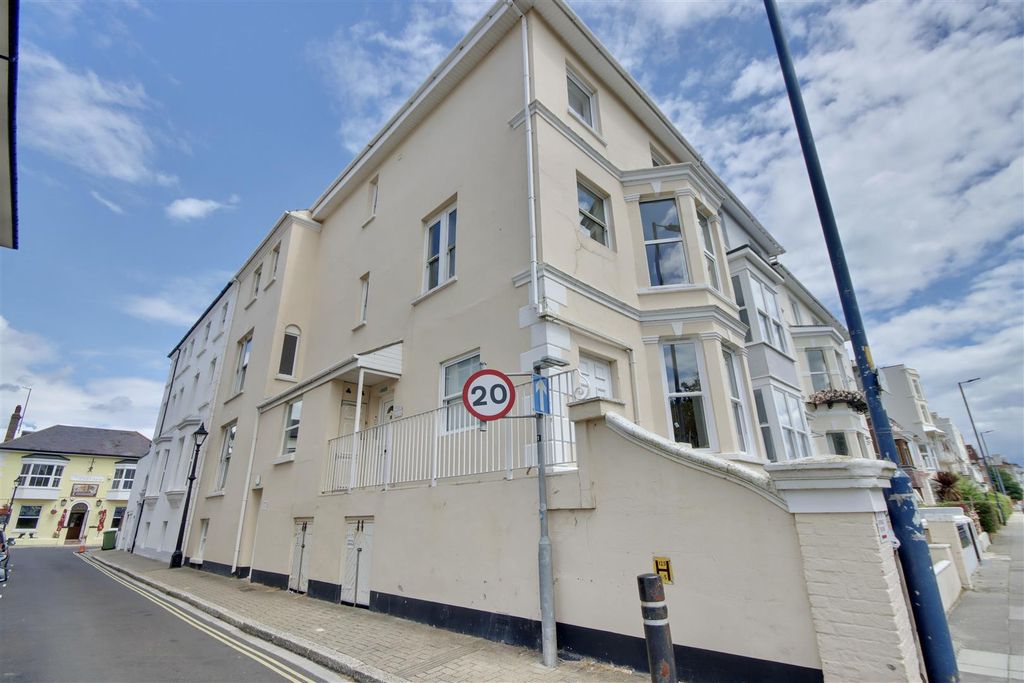 Additional image 21 of 2 bed flat for saleClarence Parade, Southsea PO5