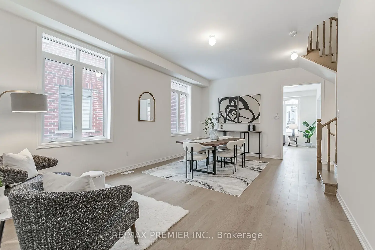 301 Wesmina Avenue photo 3