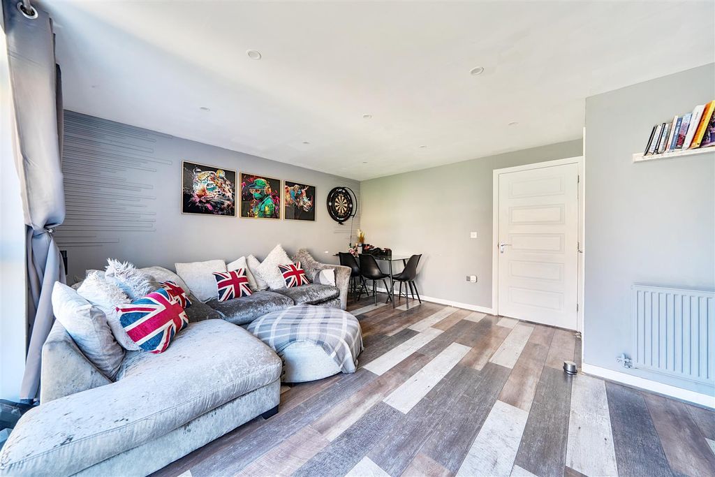 Additional image 11 of 3 bed semi-detached house for saleSaxon Shore Road, Portsmouth PO6
