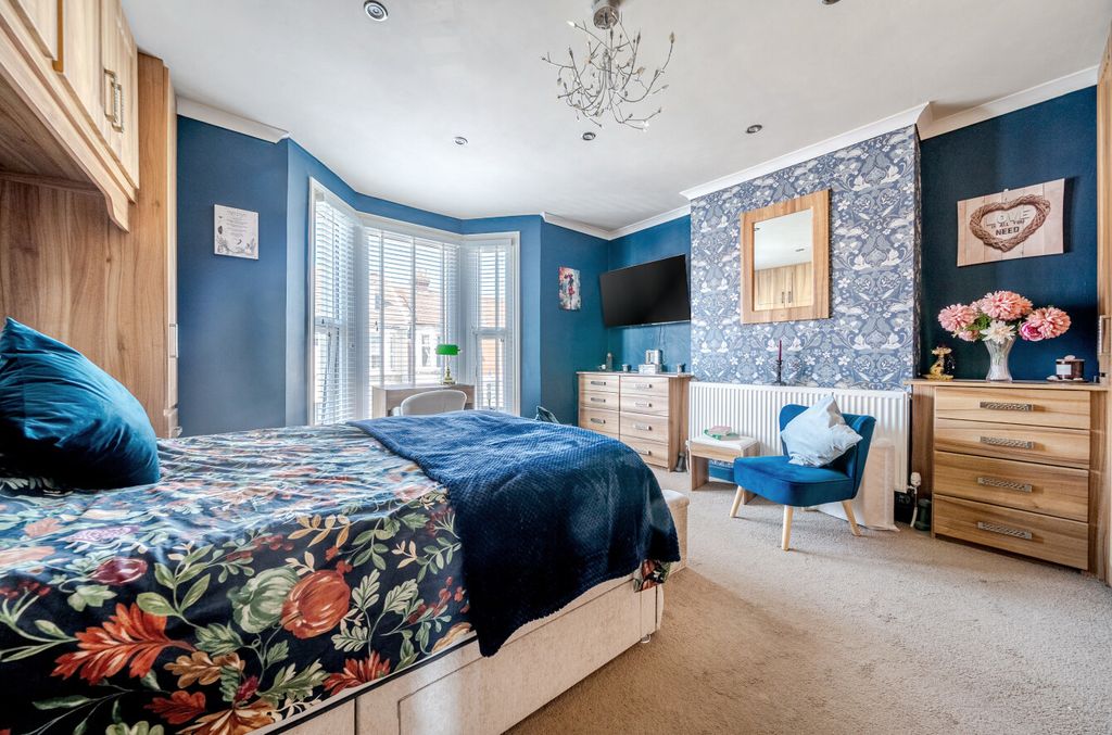 Additional image 7 of 3 bed semi-detached house for saleQueens Road, Portsmouth, Hampshire PO2