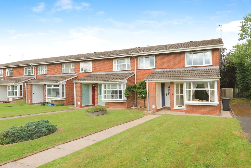 2 bed maisonette for saleGainsborough Drive, Perton Wolverhampton, Staffordshire WV6