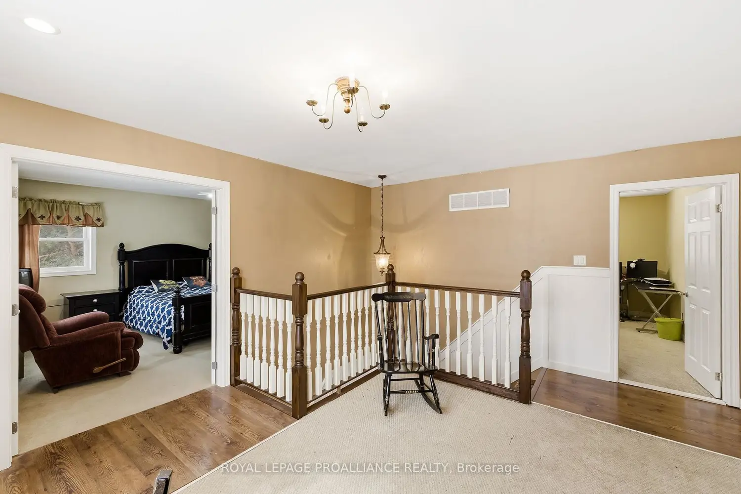 Additional image 14 of 3937 Larose Crescent