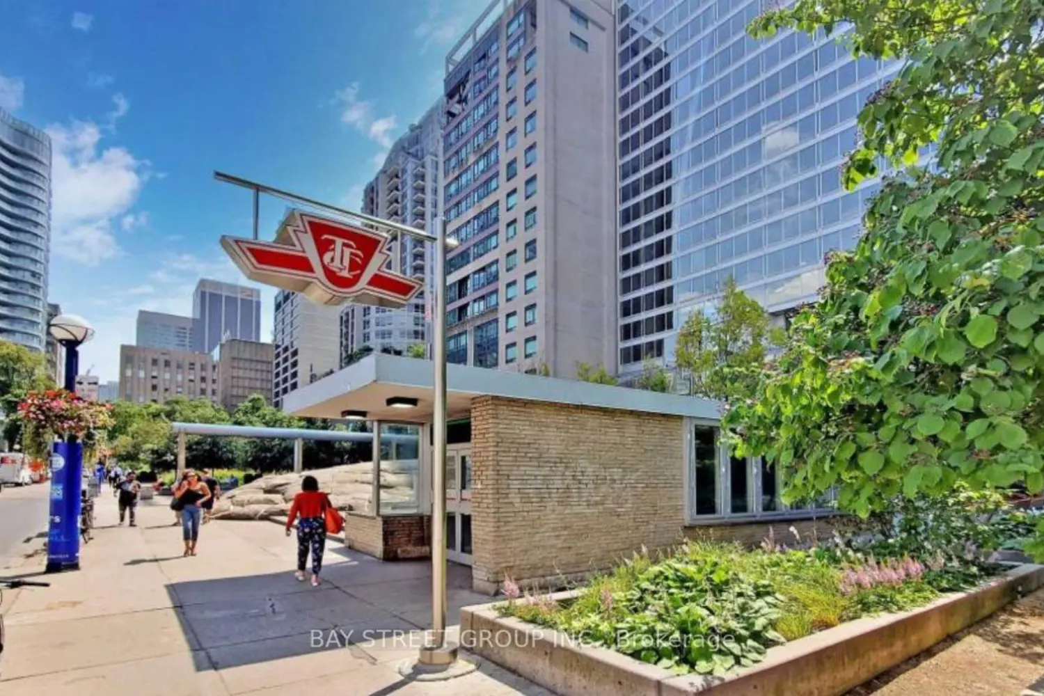 Additional image 18 of 102 Bloor Street 1001