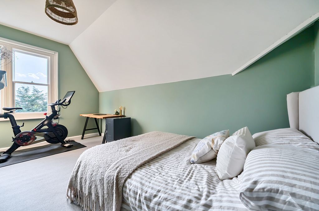 Additional image 7 of 3 bed flat for saleMerton Ford, Pages Croft, Wokingham, Berkshire RG40