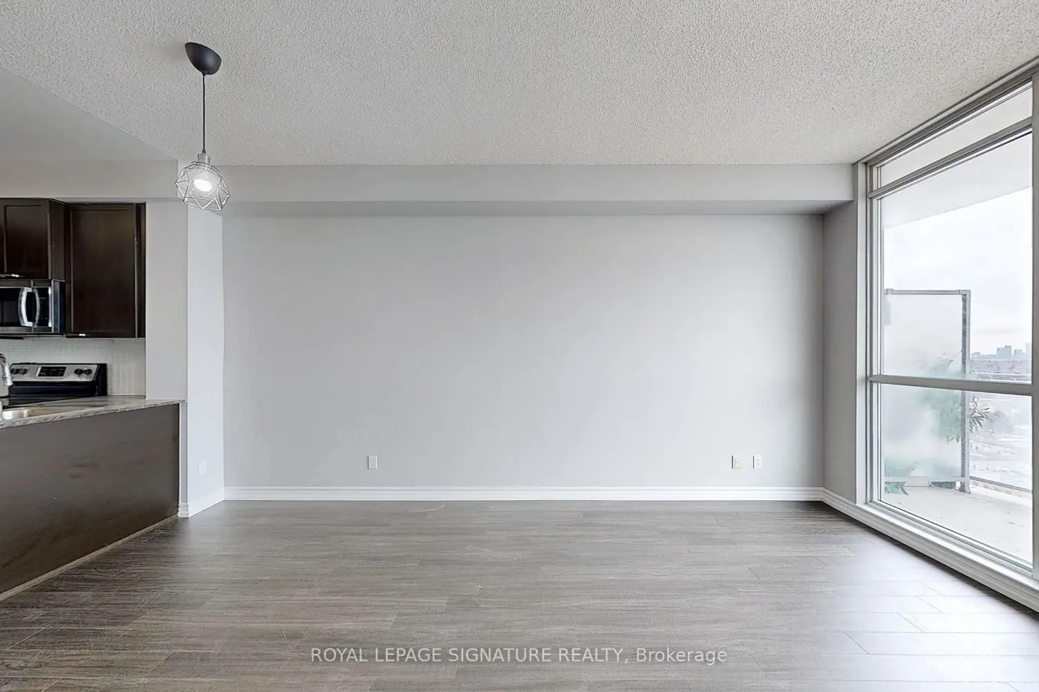 Additional image 9 of 1328 Birchmount Road 1805
