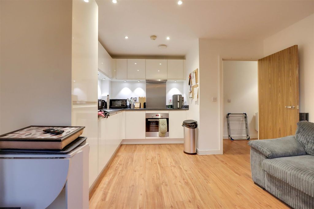 Additional image 2 of 2 bed flat for saleGolden Jubilee Way, Wickford SS12