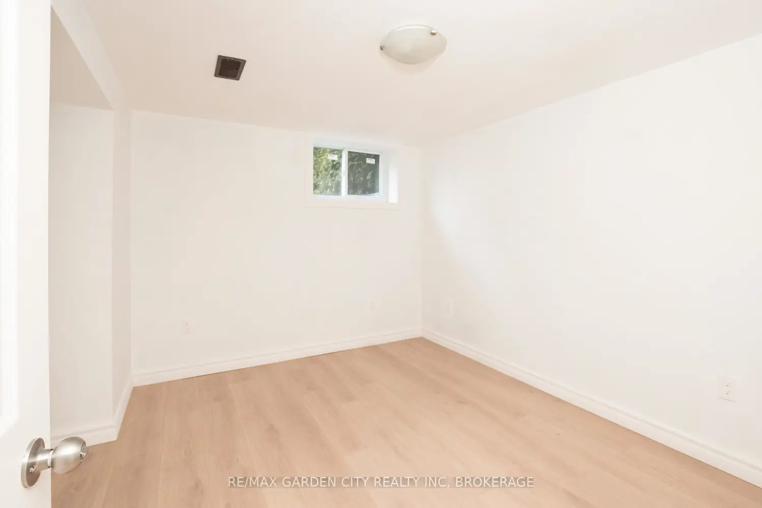 Additional image 14 of 9 Fir Avenue