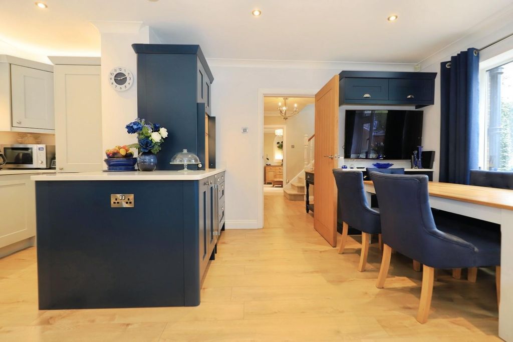 Additional image 6 of 4 bed detached house for saleSpringhill Lane, Wolverhampton WV4