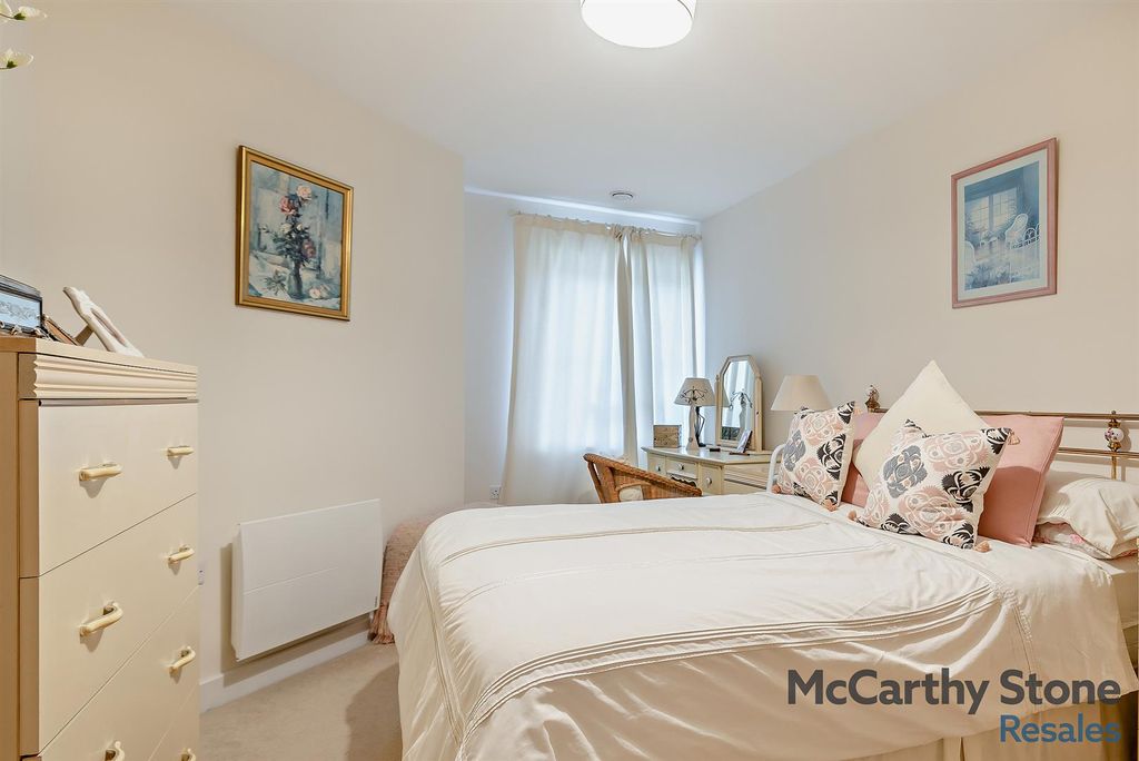 Additional image 13 of 1 bed flat for sale8 Hampton Place, Hampton Close, Southampton SO15