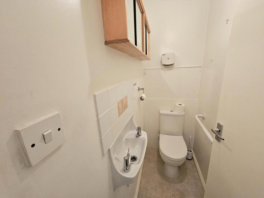 Additional image 20 of 2 bed flat for saleAllenview Road, Wimborne, Dorset BH21