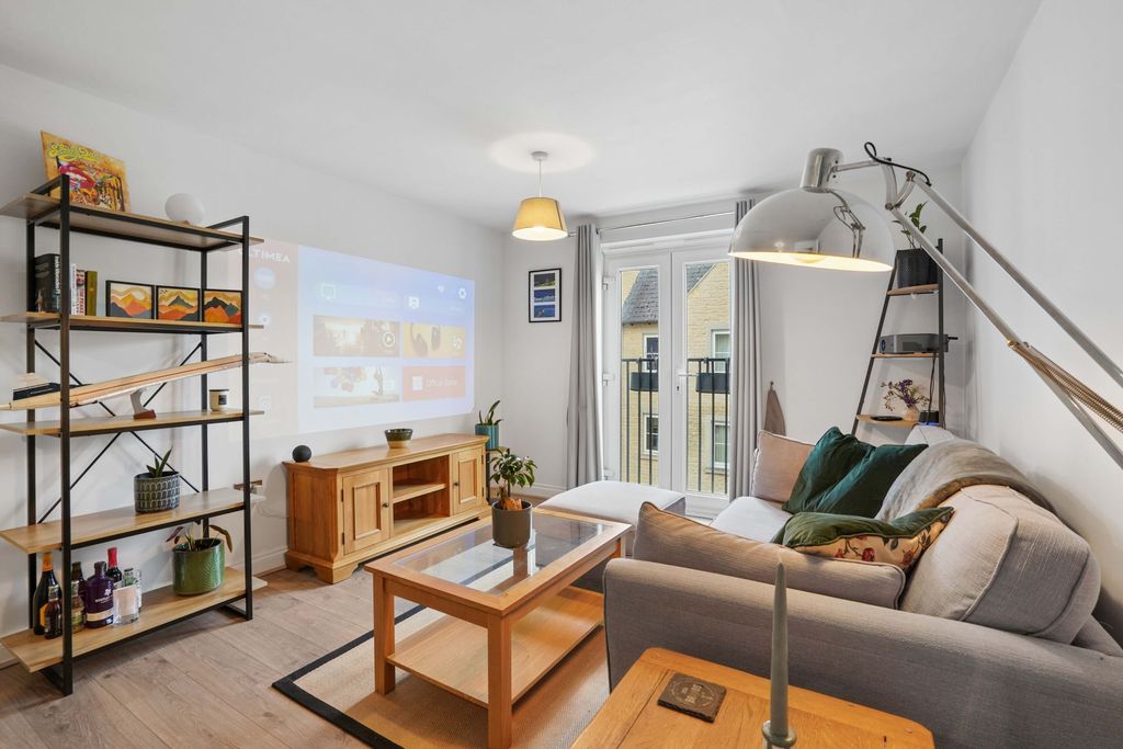 Additional image 2 of 2 bed flat for salePriory Mill Lane, Witney OX28