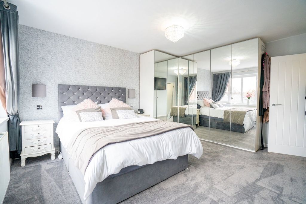 Additional image 38 of 4 bed detached house for saleClarence Avenue, Farnworth, Widnes WA8
