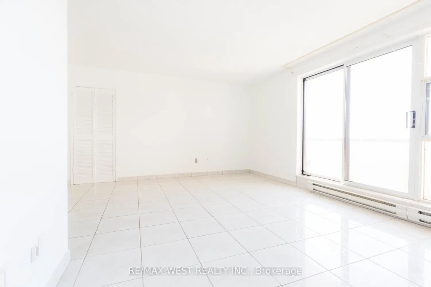 Additional image 11 of 3025 Queen Frederica Drive 1503