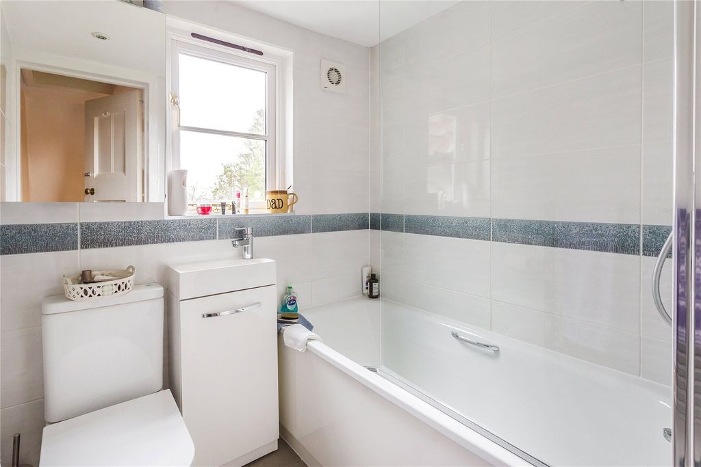 Additional image 16 of 5 bed detached house for saleHook Heath, Surrey GU22