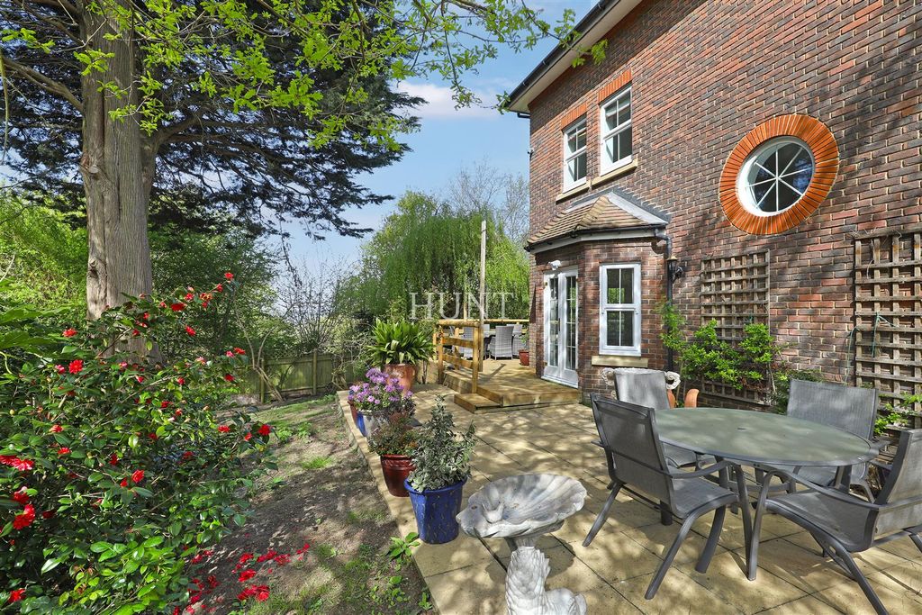 Additional image 25 of 6 bed detached house for saleRegents Drive, Repton Park, Woodford Green, Essex IG8