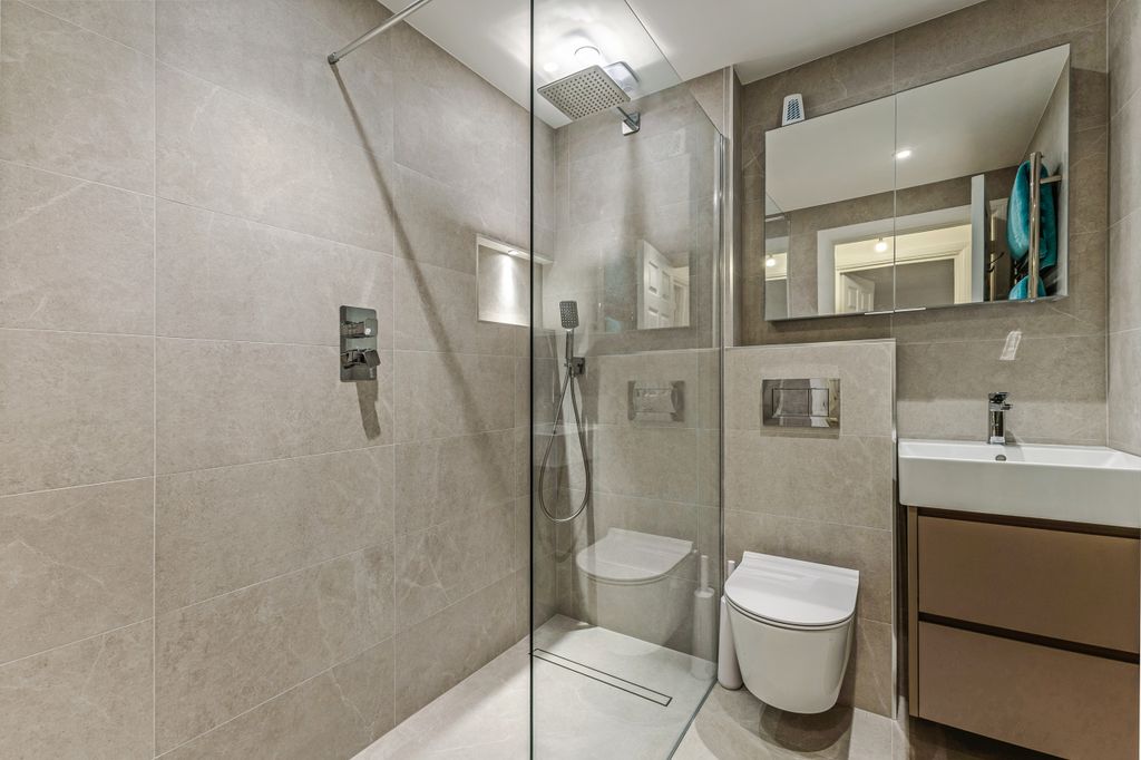 Additional image 6 of 2 bed flat for saleSheet Street, Windsor SL4