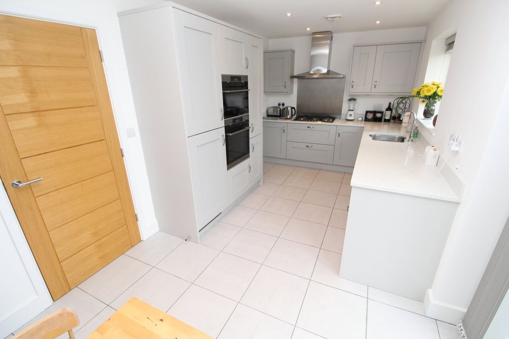 Additional image 3 of 4 bed detached house for saleEvans Avenue, Broughton Astley, Leicester LE9
