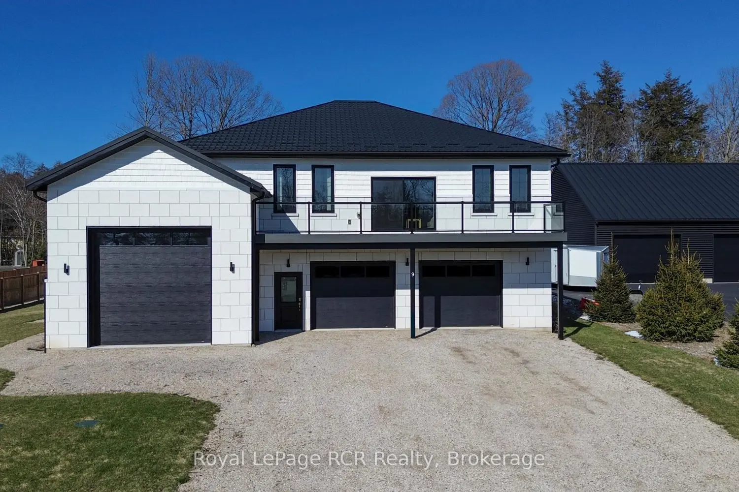 9 Sunset Place photo 2