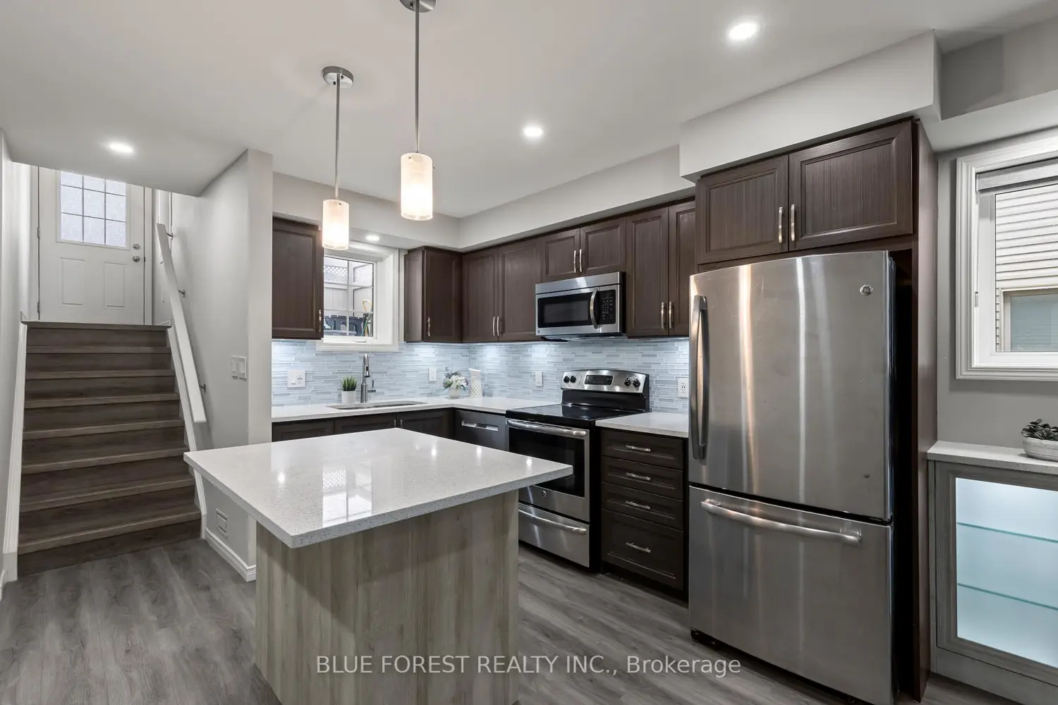 Additional image 4 of 3200 Singleton Avenue 50