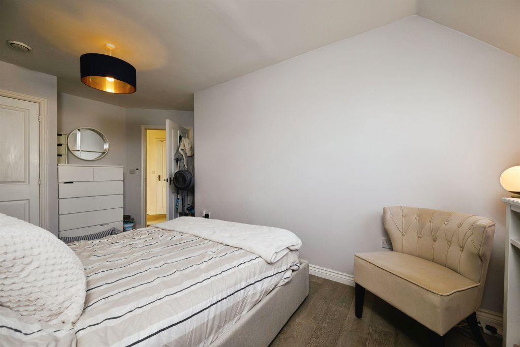 Additional image 11 of 2 bed flat for saleTudor Crescent, Portsmouth PO6