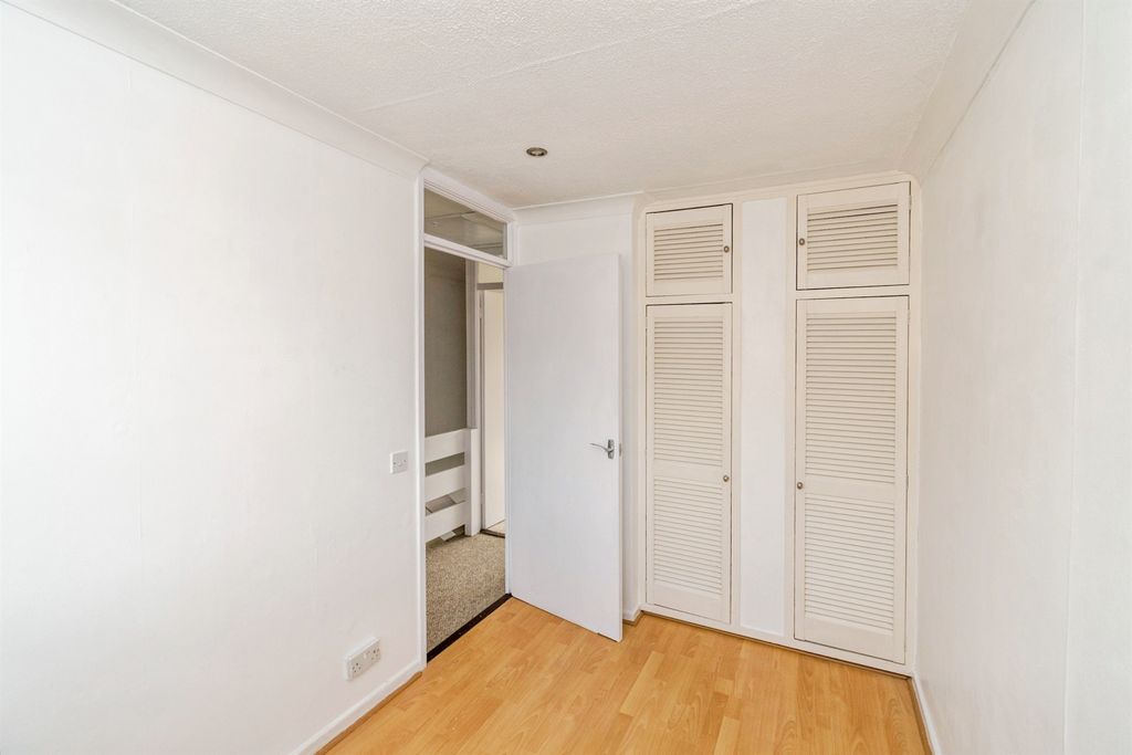 Additional image 8 of 2 bed terraced house for saleTurnstone Gardens, Southampton SO16