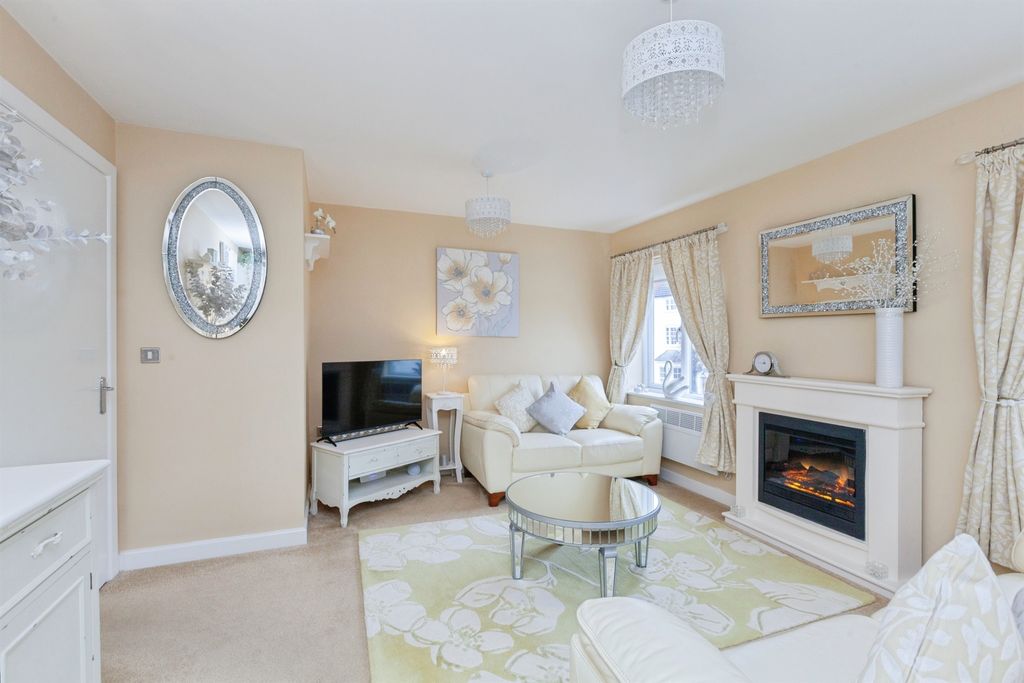 Additional image 8 of 2 bed flat for saleSycamore Street, Blaby, Leicester LE8