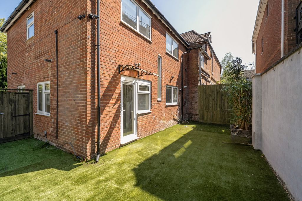 Additional image 8 of 4 bed semi-detached house for saleBrookvale Road, Highfield, Southampton, Hampshire SO17